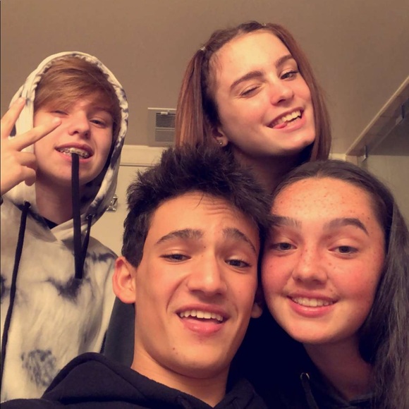 Meet your Posher, Abby - Picture 1 of 1